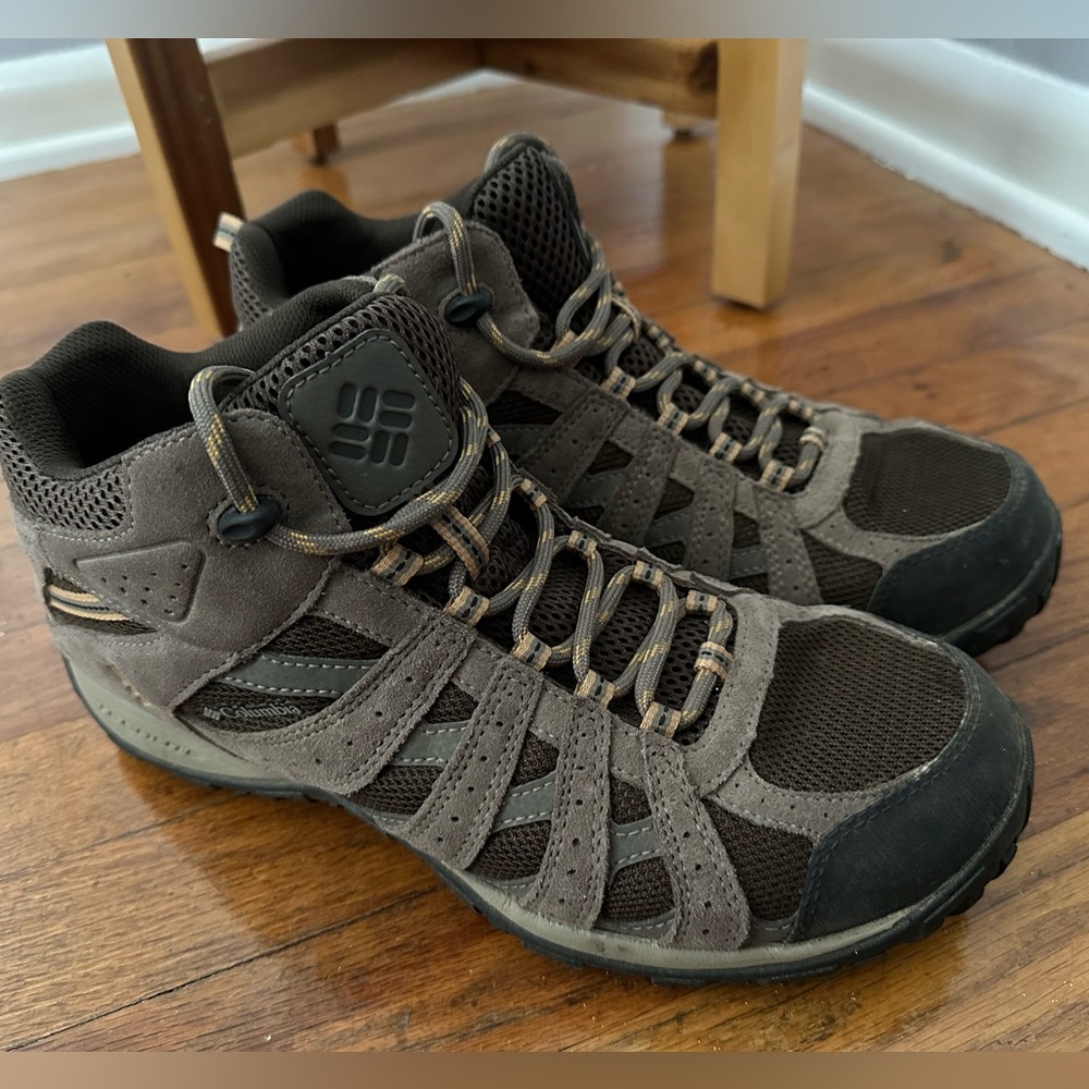 Columbia Redmond Mid Waterproof Hiking Shoe Men’s 11